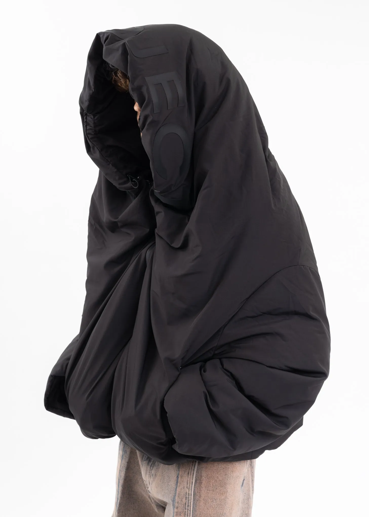 BLACK MONSTER PUFFER JACKET
