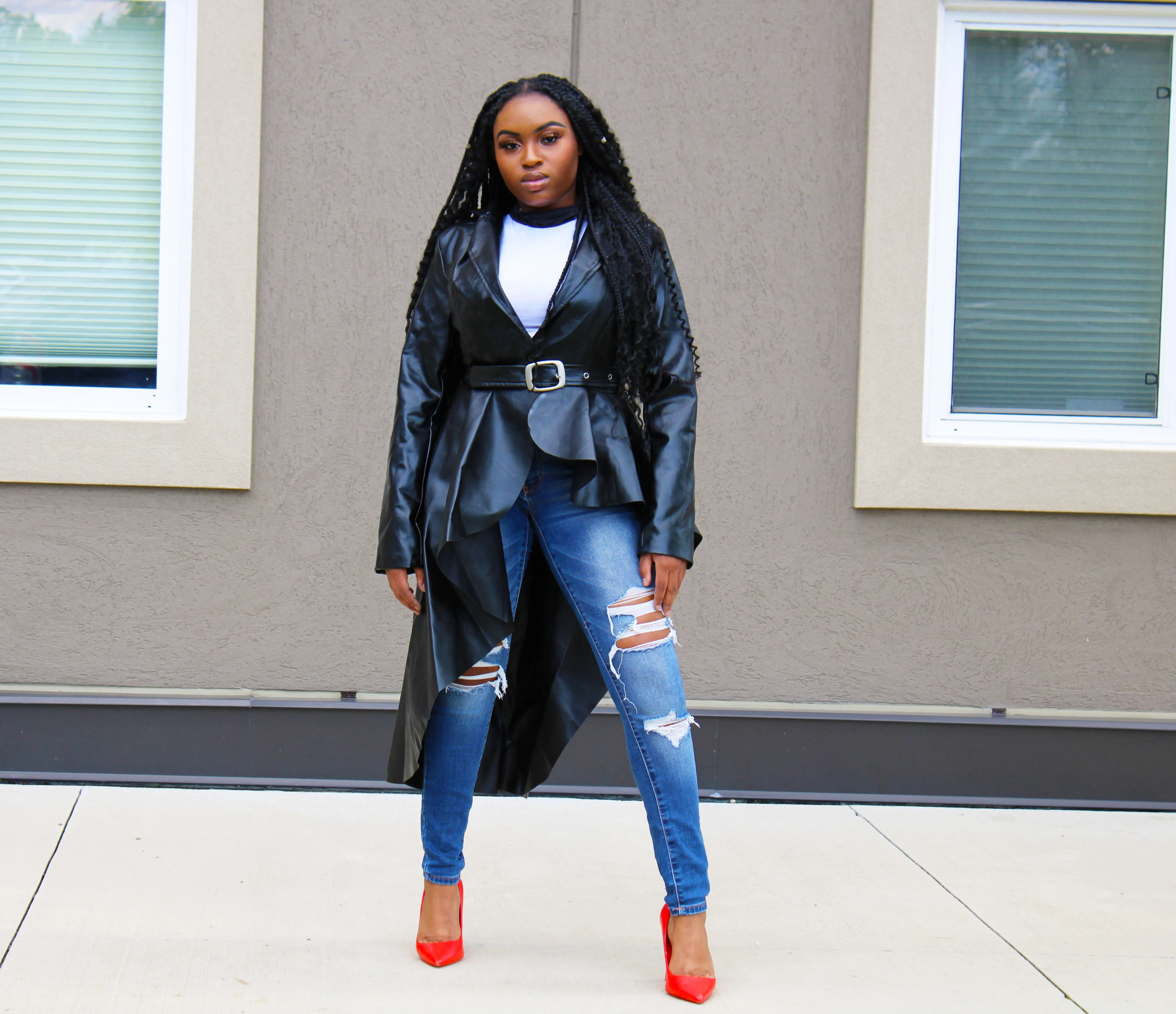 DAUNTLESS Plunging V-Neck Overcoat With Midi Train