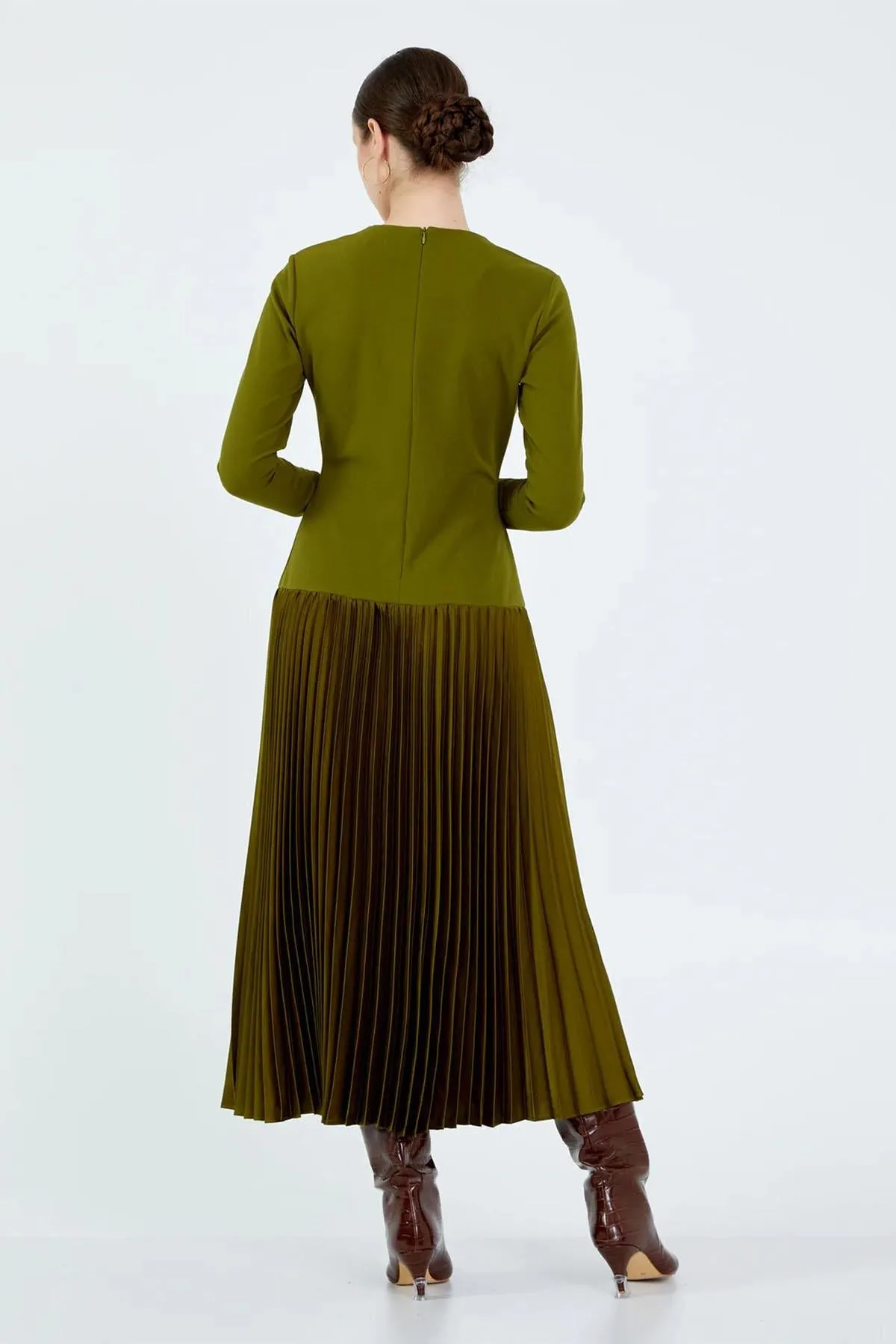 Dress with Pleated Skirt Green