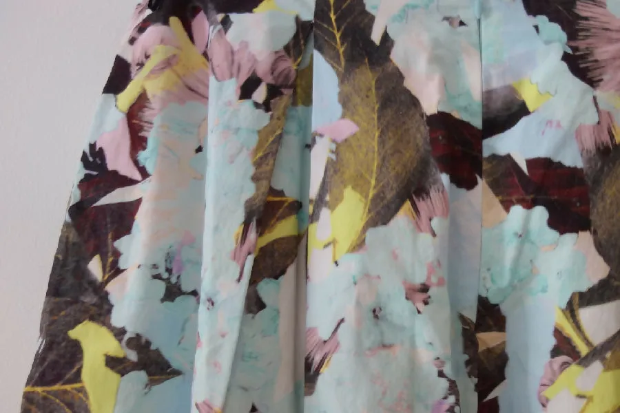 Erdem blue floral print pleated Imari skirt