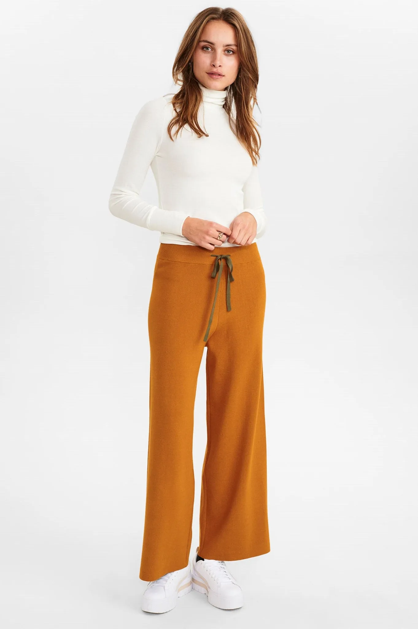 NUMALONE KNIT PANTS - Cathay Spice