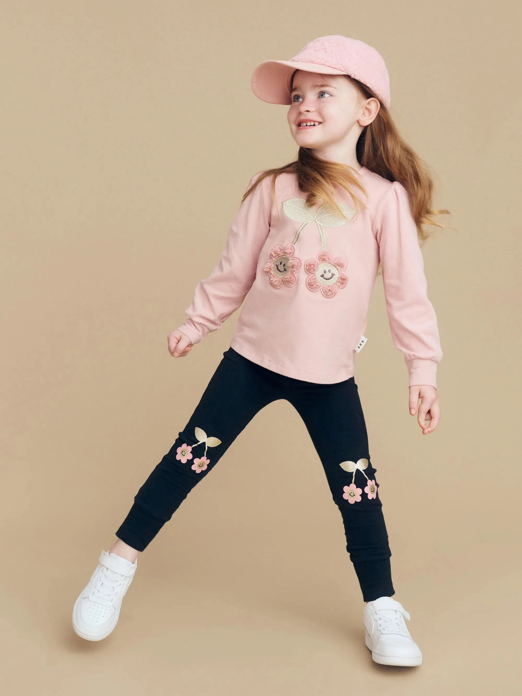 smile flower puff top